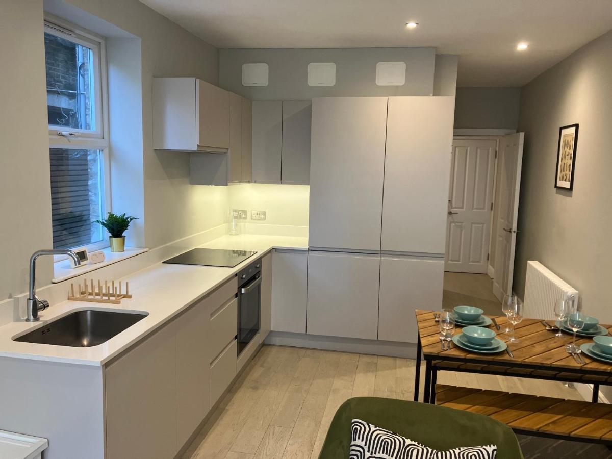 Spectacular 2 Bed Apartment With Lovely Terrace - 1 The Southwell London Exterior photo